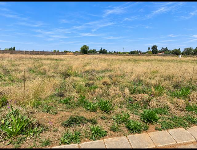 915M² VACANT LAND FOR SALE IN ARCON PARK